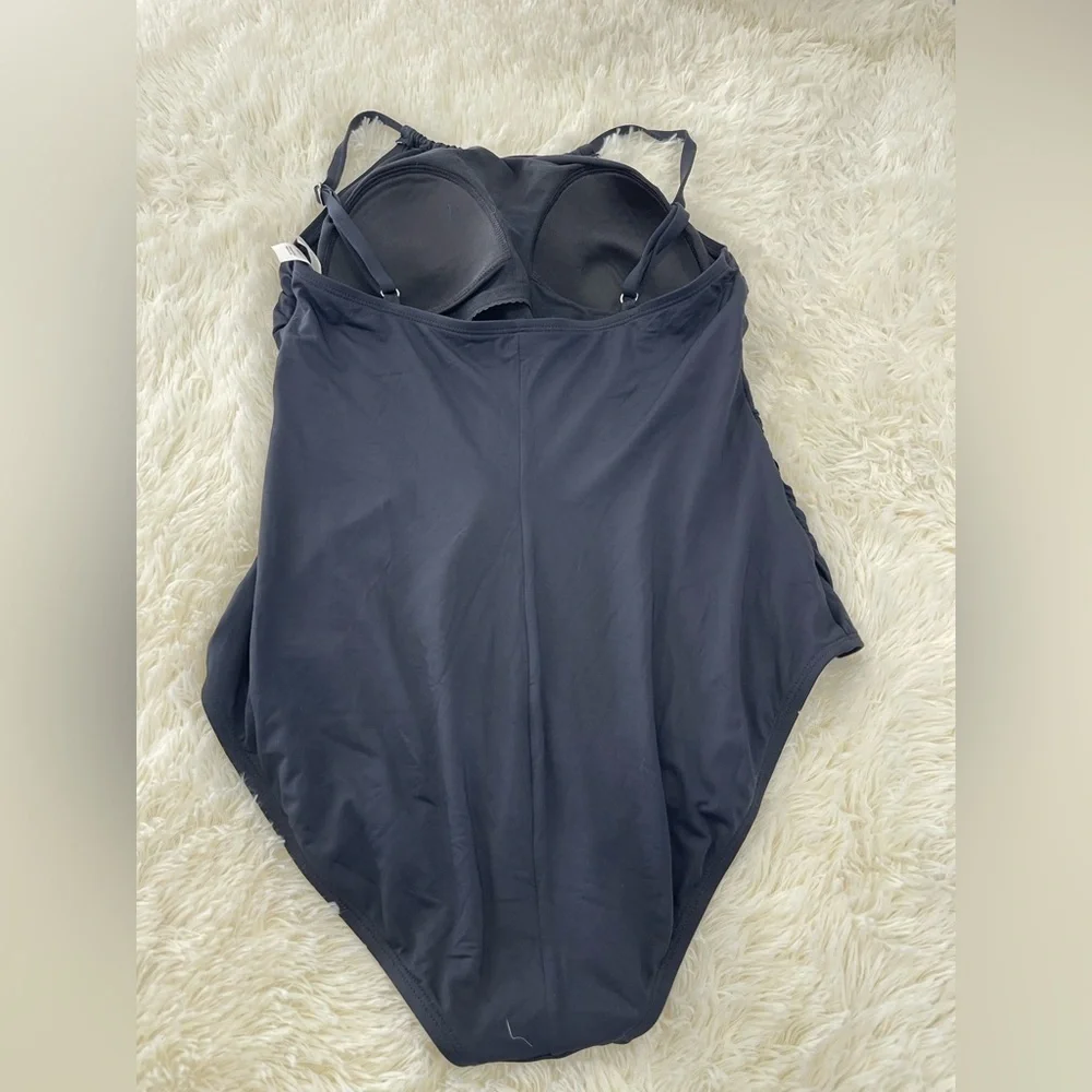 Jantzen Elegant Black Swimwear